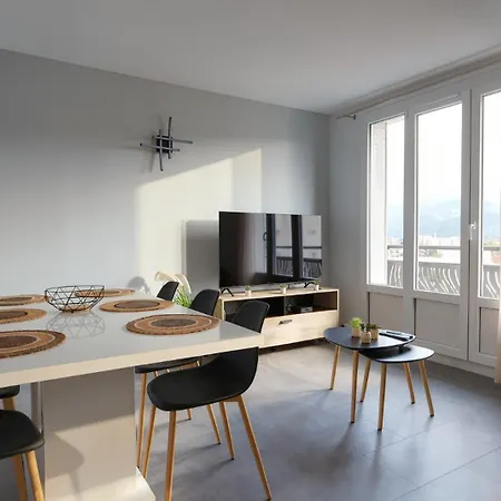 Apartamento Le Belledonne, 3 Chambres, Parking Privé, Vue Montagne